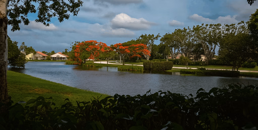 Lake at Boca Raton. Mónica Caeiro.